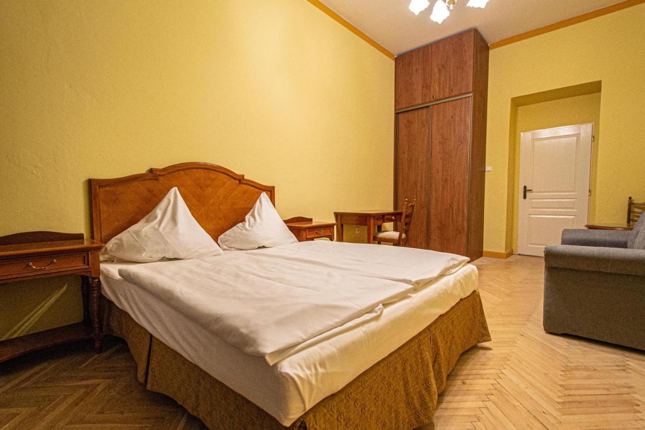 Apartmán 4 Bedrooms 130m2 At The Main Square *
